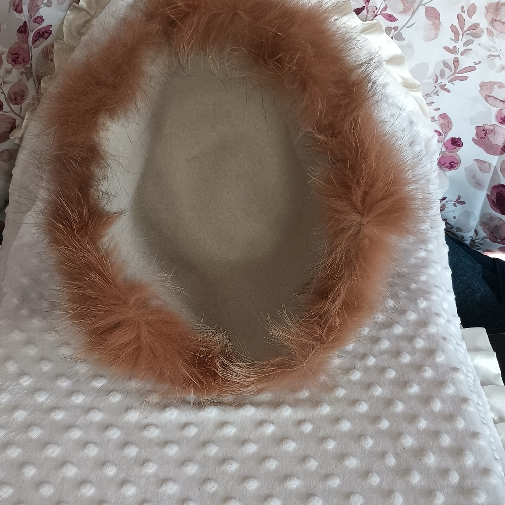 Fur Hat - Picture 14 of 14